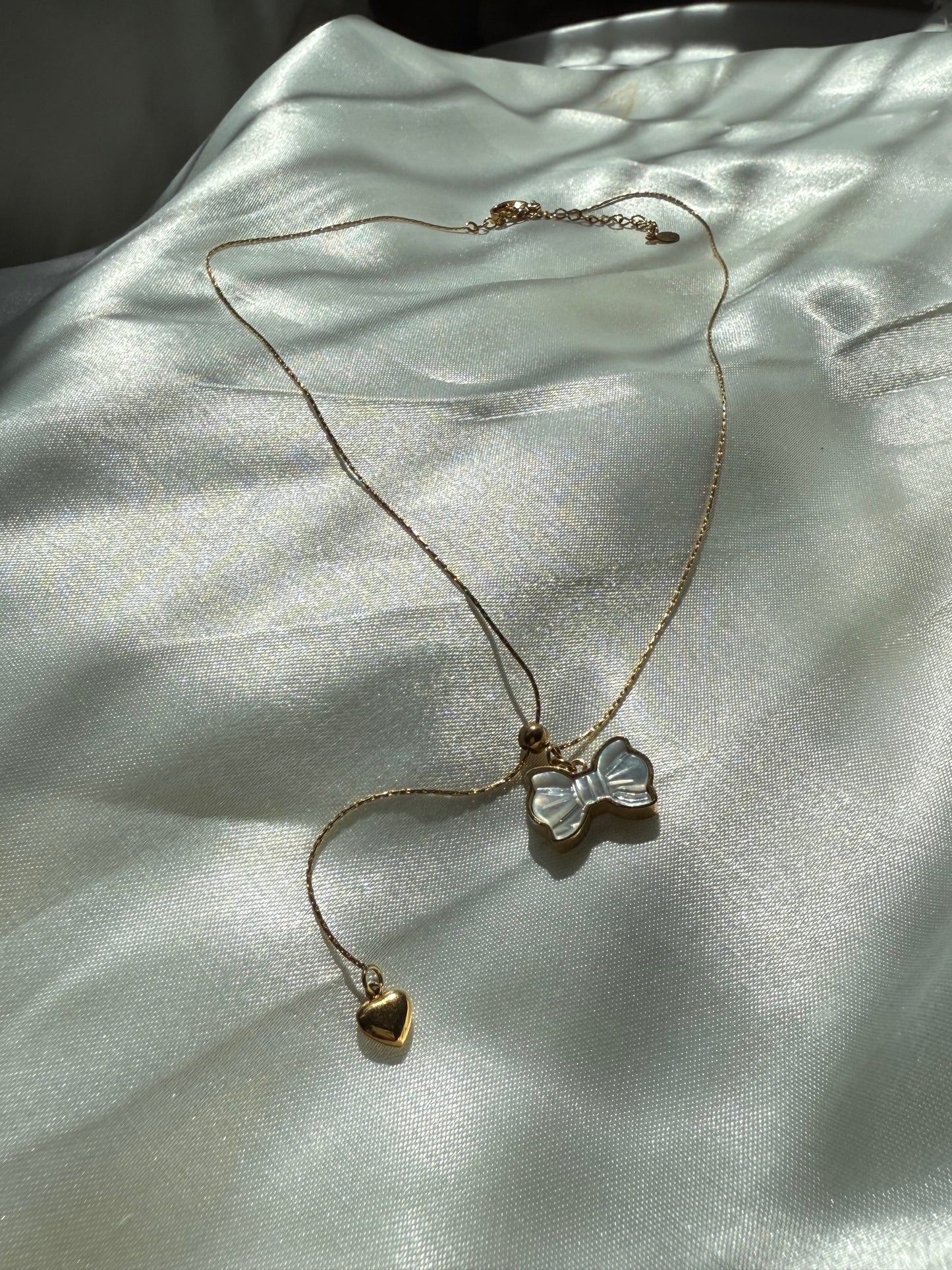 Pearl Bow